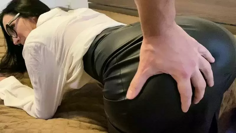 POST THUMB