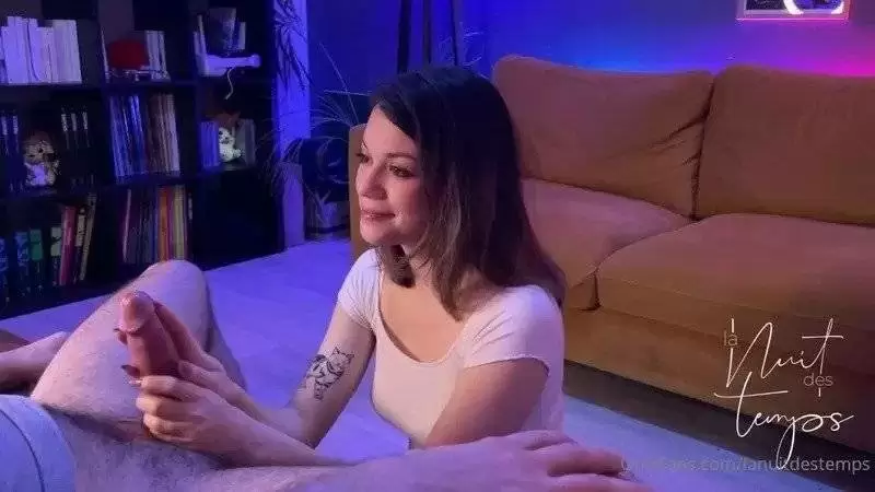 POST THUMB