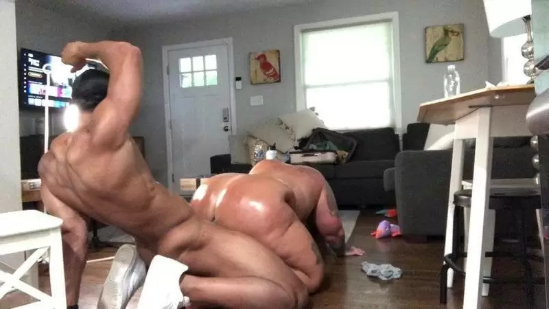 POST THUMB
